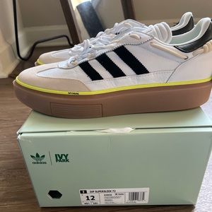 Ivy Park Sneakers Sz 12W (Women)